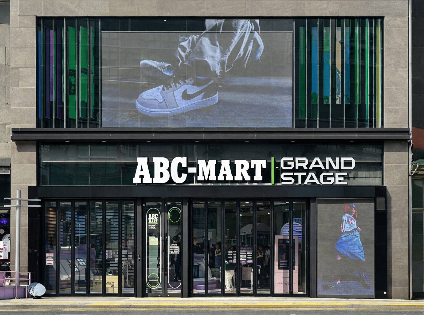 '성수동 메인 입성' ABC마트, 그랜드스테이지 플래그십 성수 오픈 27-Image